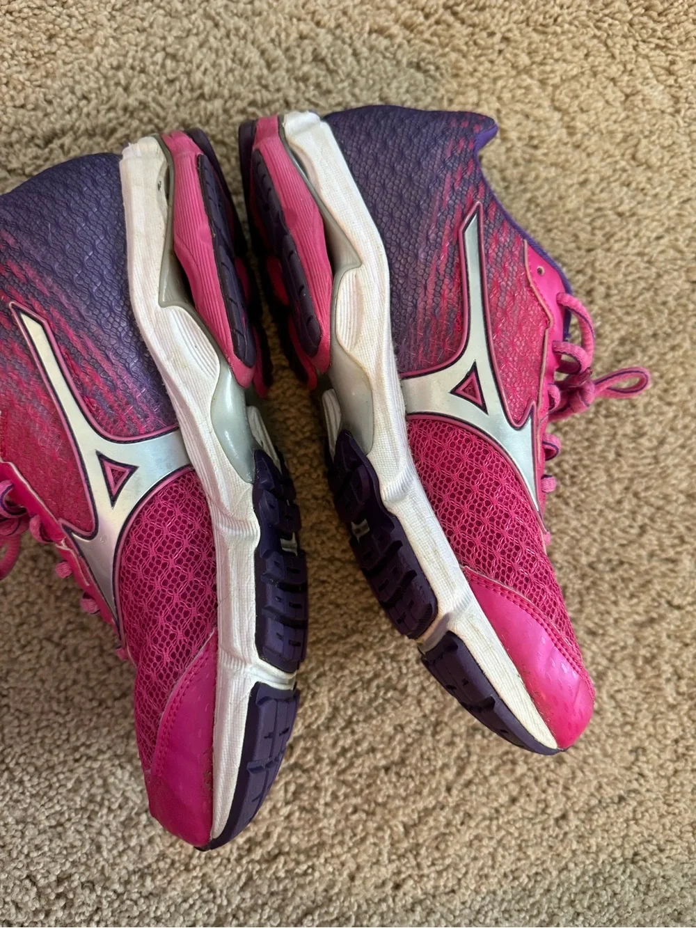Mizuno Women's Pink Performance Running Shoes
